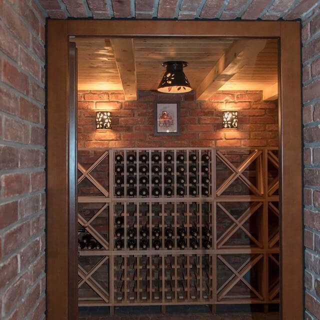 piwniczka-na-wino-oswietlenie