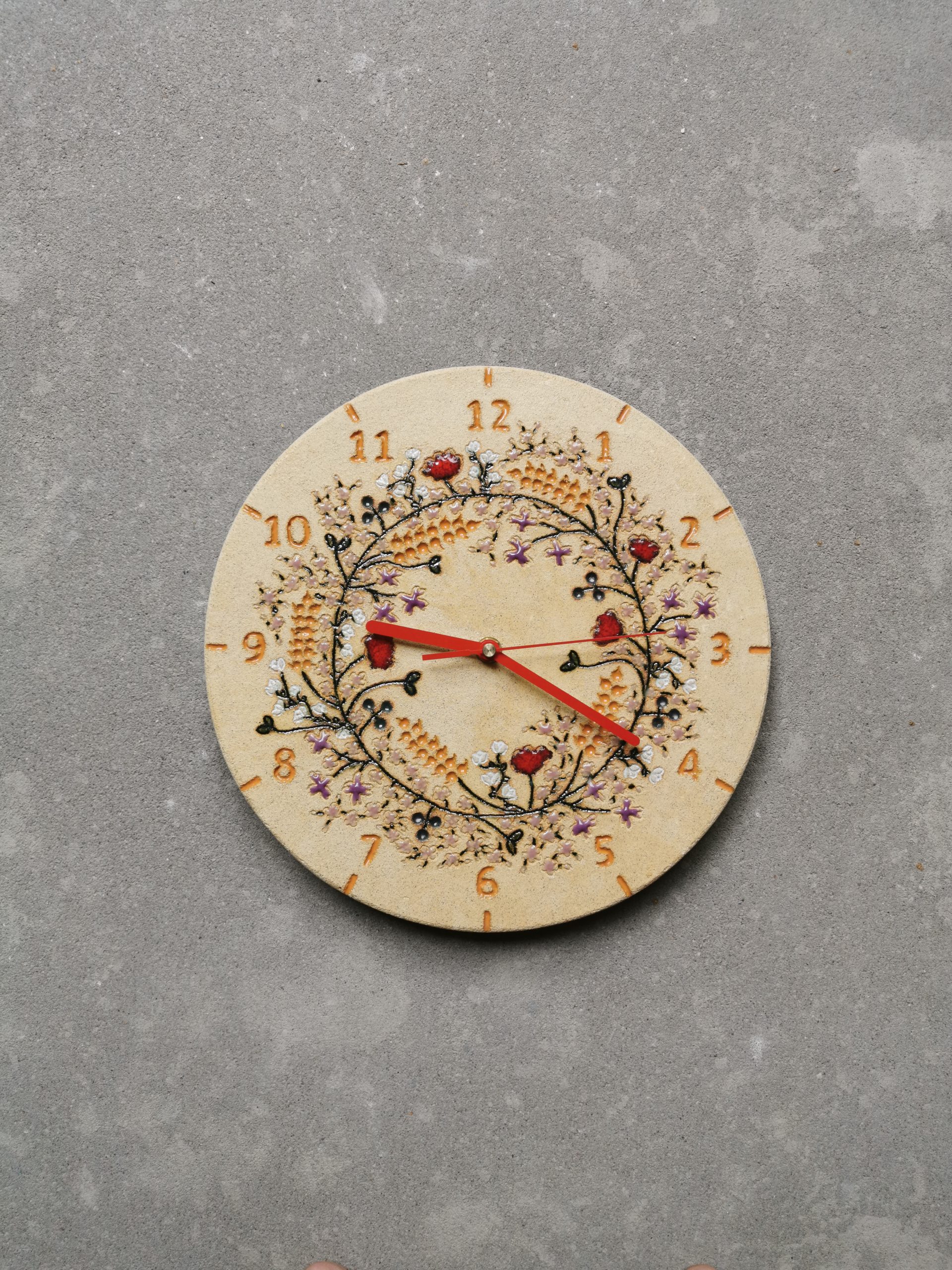 dekoracyjny zegar ludowy folkowy kwietny