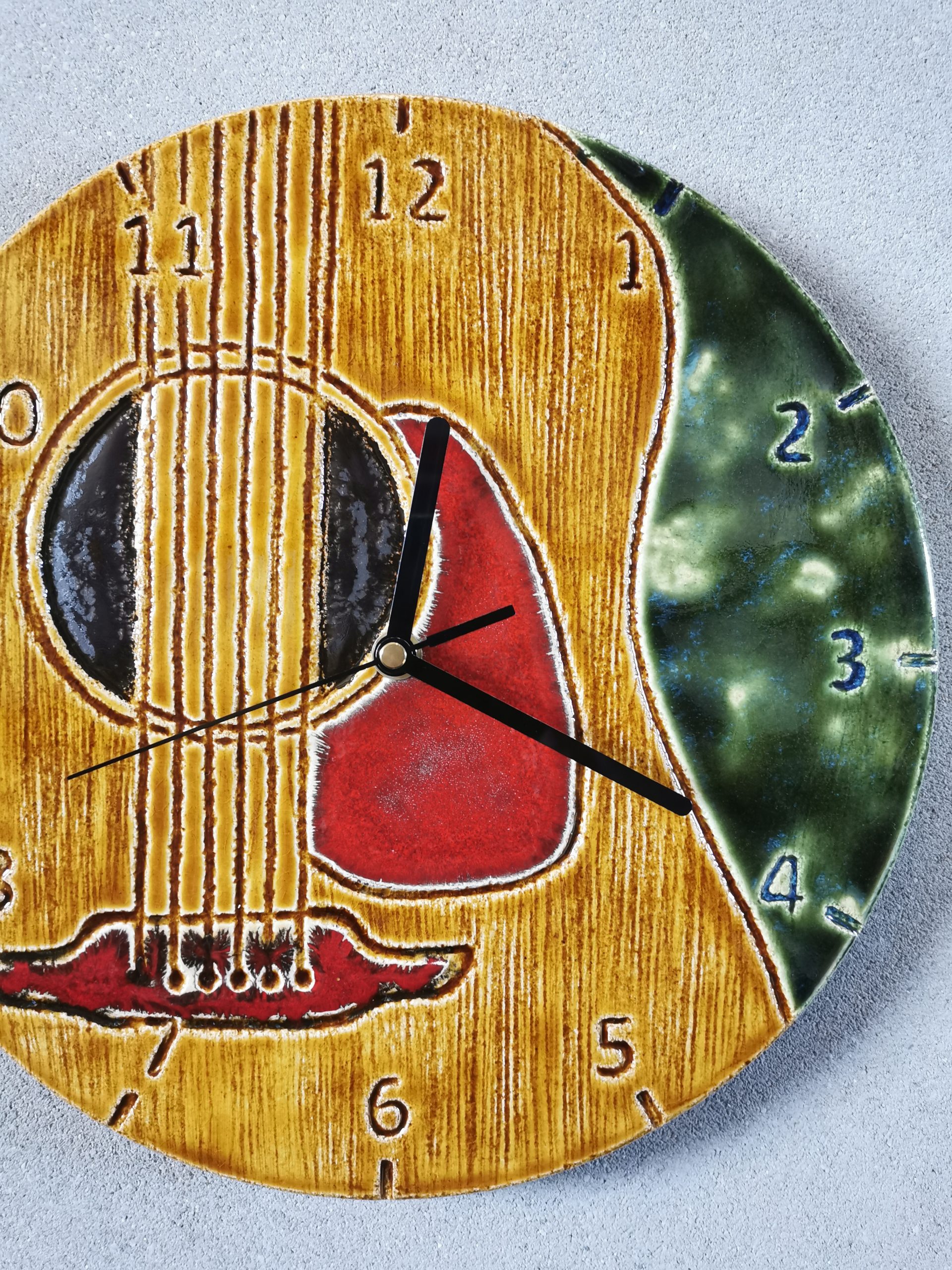 zegar ceramiczny na ścianę gitara klasyczna