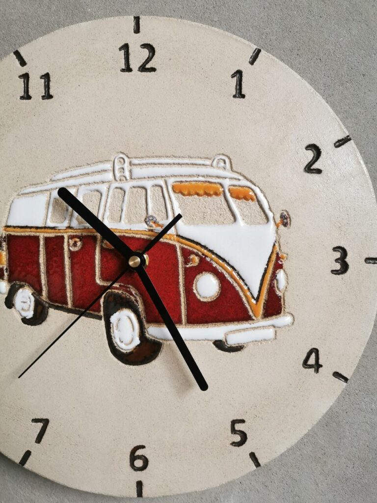 oldschoolowy zegar ścienny volkswagen ogórek