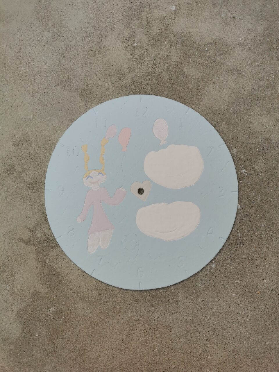 szkliwo przed wypałem rysunek dziecka