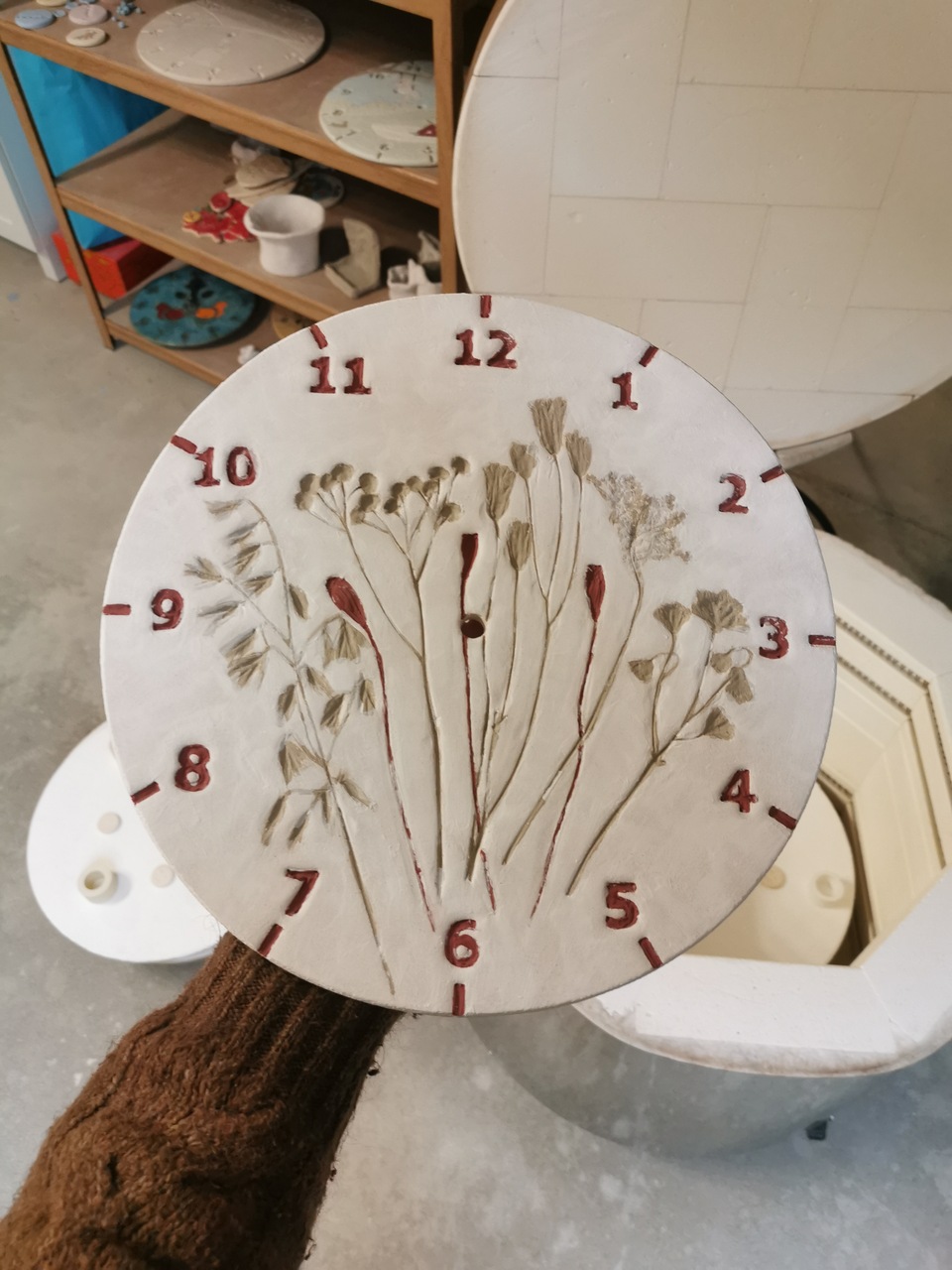 przed wypałem szkliwa - rękodzieło na zamówienie