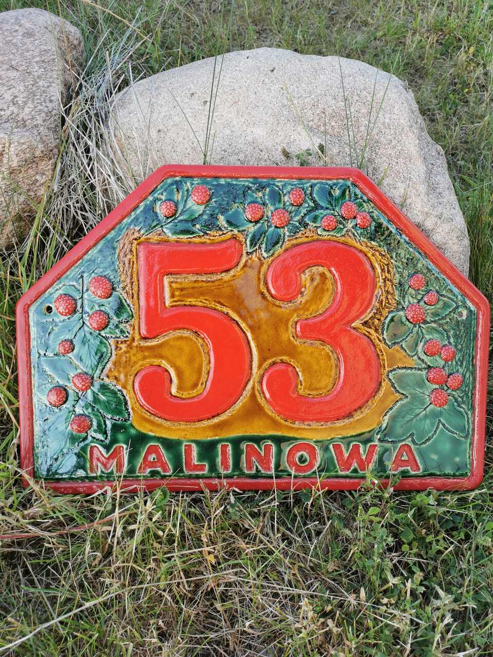 ceramiczna-tablica-adresowa-na-zamowienie-ulica-malinowa